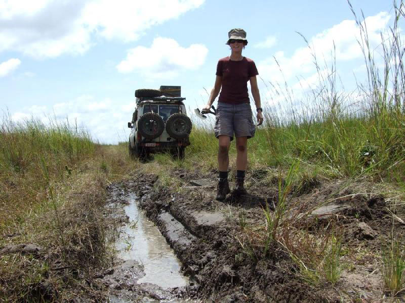 Illustration for article titled The First People To Drive Across The Congo In 20 Years